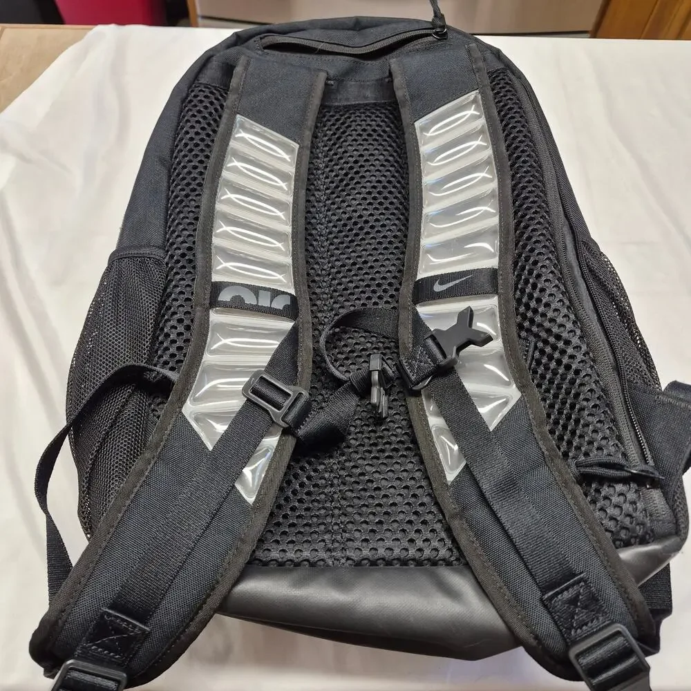 Nike Utility Heat Backpack Black Training Gym Laptop Bag Like New